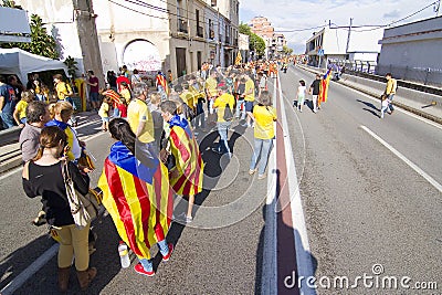 Catalans made a 400 km independence human chain