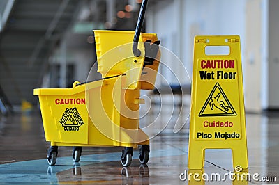 caution-wet-floor-4759541.jpg