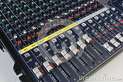 CH max volume of sound mixing board for music.