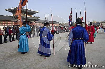 Changing guards performance at Gyeongbokgung Palace Korea