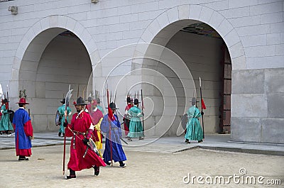 Changing guards performance at Gyeongbokgung Palace Korea