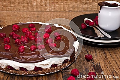 Cheesecake with chocolate and raspberries