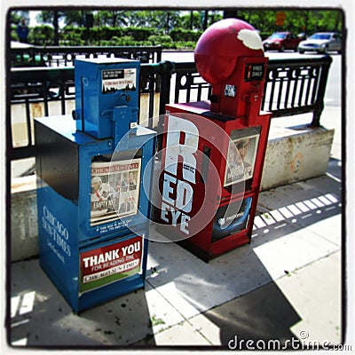 Chicago news paper stand
