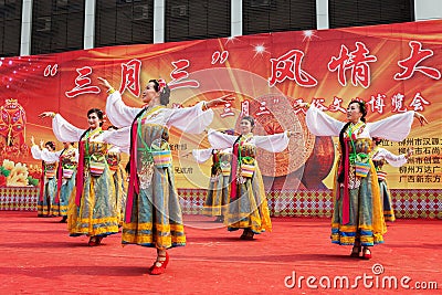 Chinese Tibetan ethnic dance