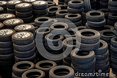 Chongqing Minsheng Logistics Beijing Branch Auto Parts Warehouse reserve car tires