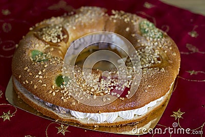 Christmas cake (Roscon de Reyes)