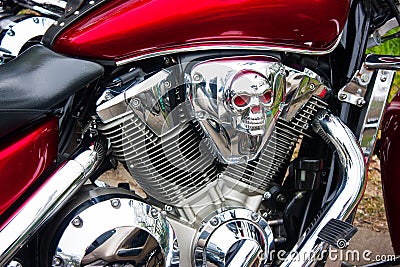 Chrome biker skull