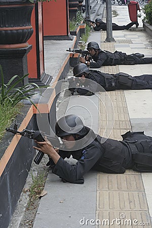 CITY POLICE ANTI-TERRORIST TRAINING SOLO CENTRAL JAVA