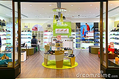 Clarks Shoes Outlet Store in Wembley | London Designer Outlet