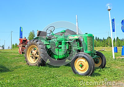 Classic European tractor: 1956 Zetor 25 A