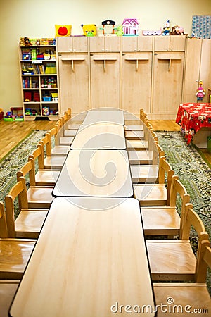 http://www.google.gr/imgres?imgurl=http://thumbs.dreamstime.com/x/classroom-tables-24791670.jpg&imgrefurl=http://www.dreamstime.com/stock-images-classroom-seats-tables-image1245434&h=450&w=300&tbnid=Ft2vgNUFs9_ehM:&docid=v_ZrGVK4Ev6VqM&ei=IDLUVav6Aoa3a52Ok7gF&tbm=isch&ved=0CB0QMygaMBo4yAFqFQoTCKuK5s7RtMcCFYbbGgodHccEVw