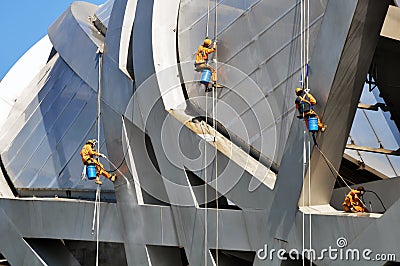 Cleaners being working aloft