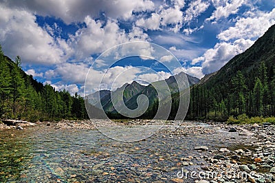  - clear-water-mountain-river-26169822