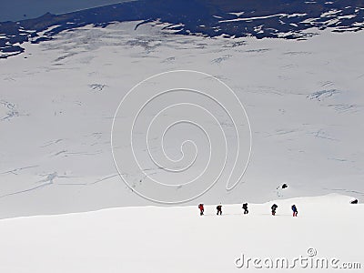 Climbers on Crown prince Olav´s glacier