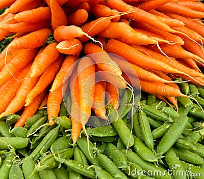 Close-up Carrots and pea pods
