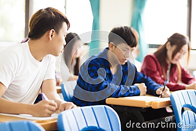 Top 11 Reasons Why Students Drop out of College