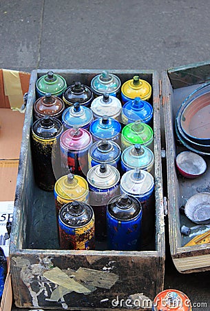 Color spray cans