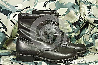 Combat boots