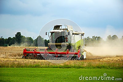 Combine harvester