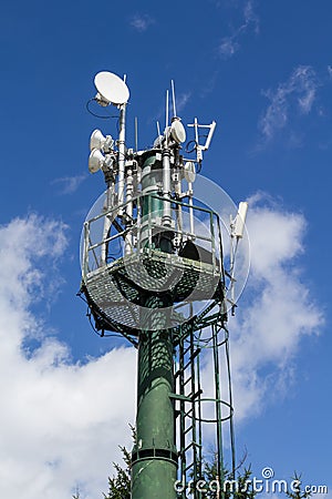 Communication tower