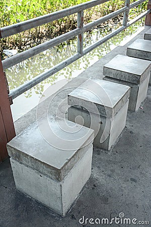 Concrete seating in bus stop