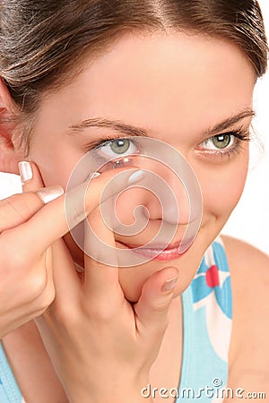 Contact lens