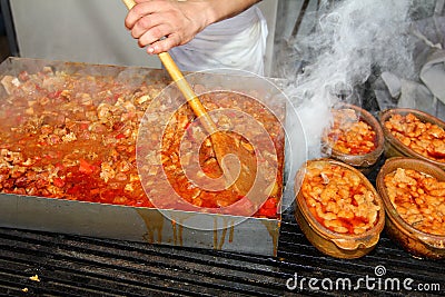 Cooking large quantities of food