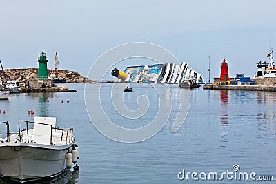 Costa Concordia Cruise Ship Shipwreck