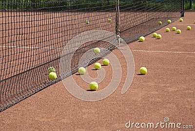 Court, tennis balls and net