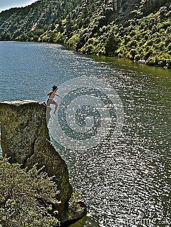 Crazy Cliff Jumping in Montana