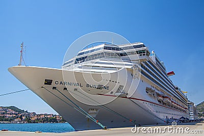 Cruise ship Carnival Sunshine at dock