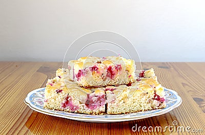 Currant cake