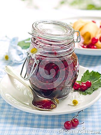 Currant jam