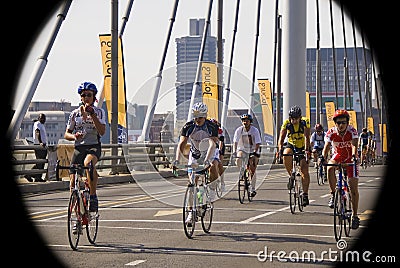Cycle Race - Mandela Bridge Section