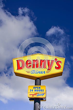 Dennys Open 24 hour