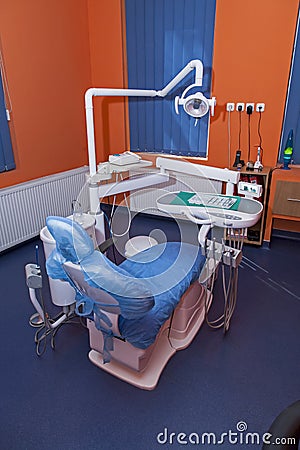 Dentist chair