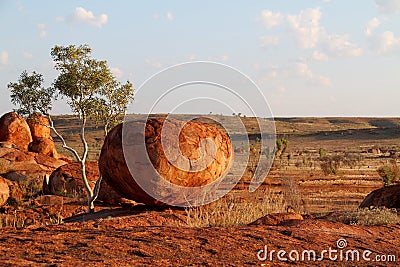 Devils Marbles ( Karlu Karlu ) Northern Territory, Australia