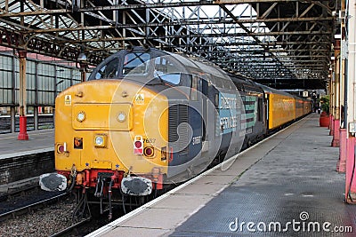 Diesel locomotive and test train, Crewe station.
