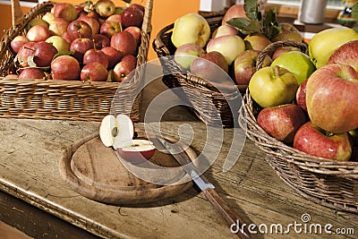 Different apple varieties