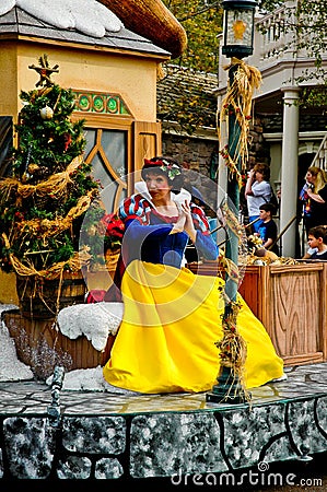 Disney Character Snow White in Holiday parade.