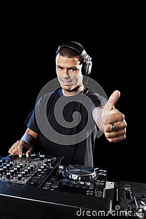 DJ