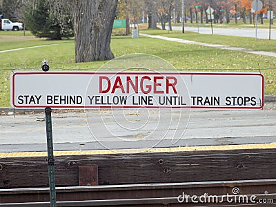 Do not cross yellow line