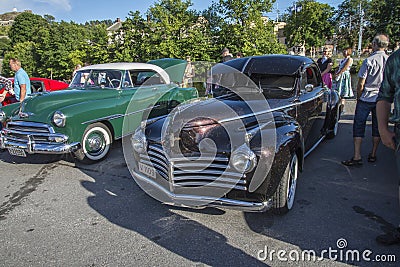 1941 2 door chrysler fluid drive