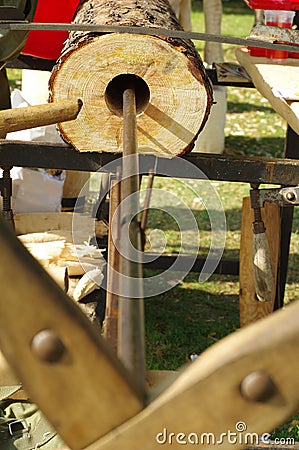 Drilling wood handicraft