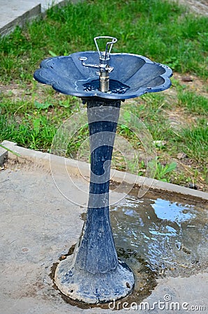 Drinking fountain water