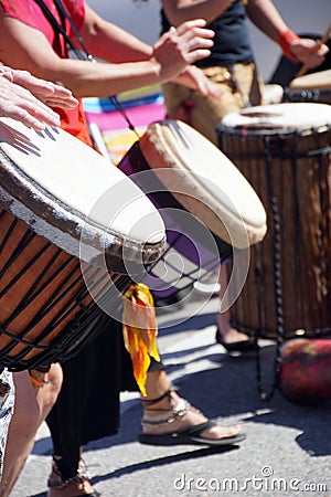 Drums played by women