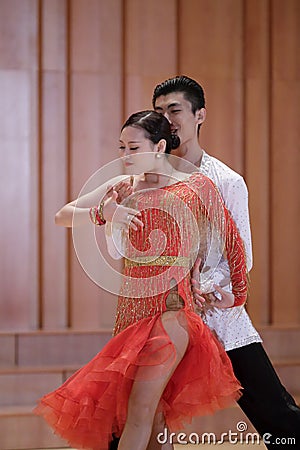 Duet latin dance