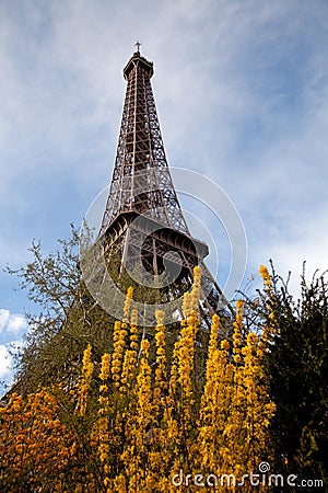 Eiffel tower, Paris in spring