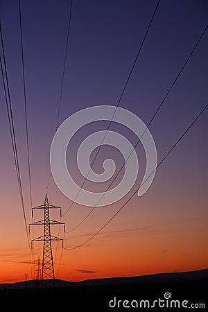 Electricity transfer lines and pylons