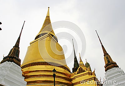 Emerald gold wall Thai Style at war phra keaw